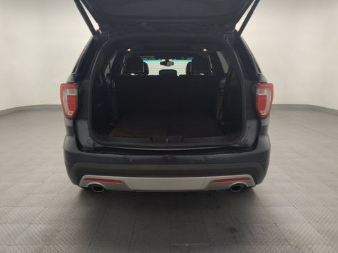 Used 2017 Ford Explorer Limited w/ Equipment Group 301A image 29