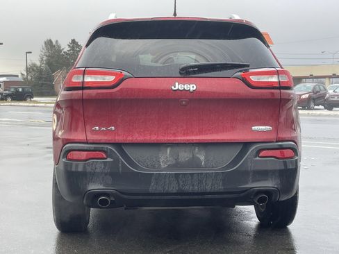 Used 2014 Jeep Cherokee Latitude w/ Comfort/Convenience Group image 4