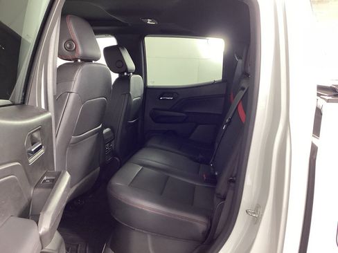 Used 2023 Chevrolet Colorado Z71 w/ Z71 Convenience Package 2 image 13