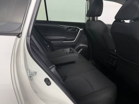 Used 2025 Toyota RAV4 LE image 30