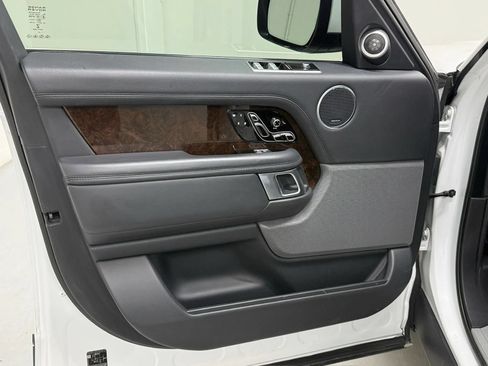 Used 2021 Land Rover Range Rover P525 Westminster Edition LWB AWD/4WD image 23