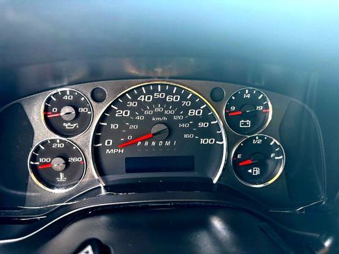 Used 2020 Chevrolet Express 2500 Extended w/ Driver Convenience Package image 15