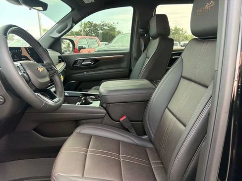 New 2026 Chevrolet Tahoe High Country AWD/4WD image 17