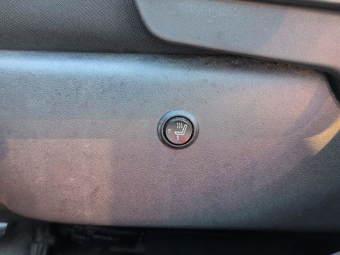 Used 2009 Pontiac Vibe AWD w/ Sun And Sound Package image 20