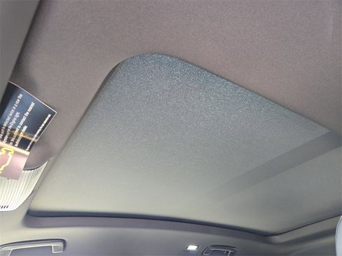 New 2026 Volkswagen Tiguan SE R-Line image 21