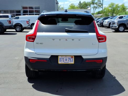 Used 2021 Volvo XC40 P8 Recharge w/ Advanced Package AWD/4WD image 4