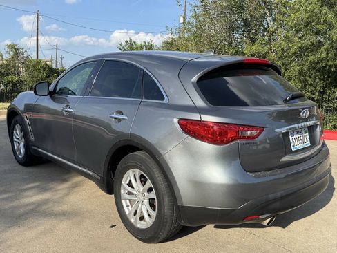 Used 2017 INFINITI QX70 2WD image 5