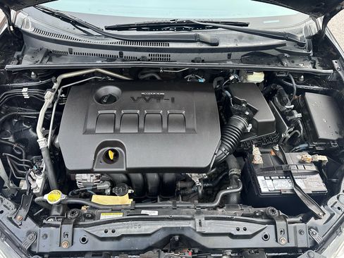 Used 2016 Toyota Corolla L image 32