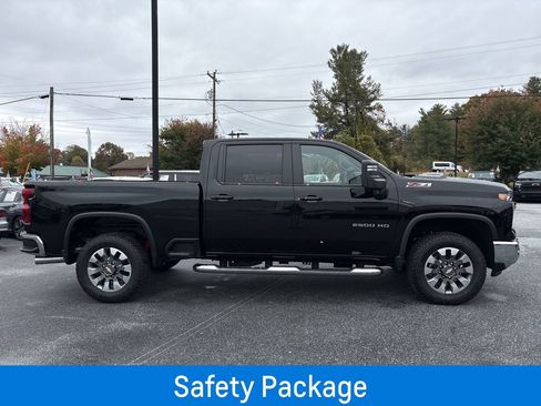 New 2026 Chevrolet Silverado 2500 LT image 10