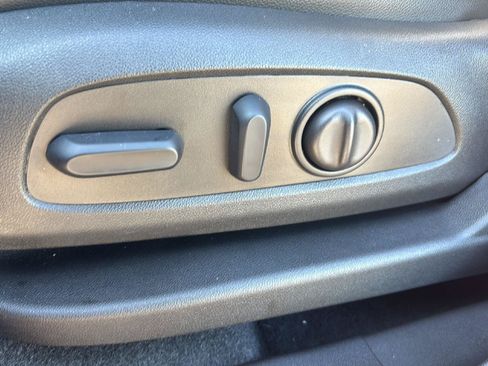 Used 2024 Chevrolet Equinox RS w/ RS Leather Package AWD/4WD image 16