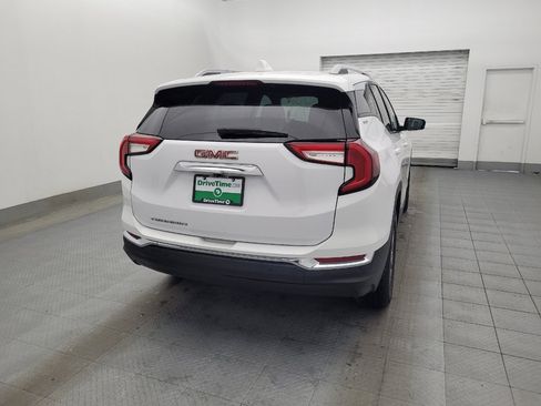 Used 2022 GMC Terrain SLT w/ Tech Package image 7