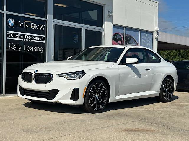 Used 2023 BMW 230i xDrive Coupe AWD/4WD image 4