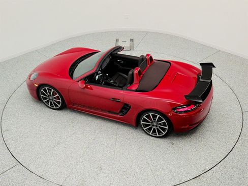Used 2021 Porsche 718 Boxster S RWD image 29