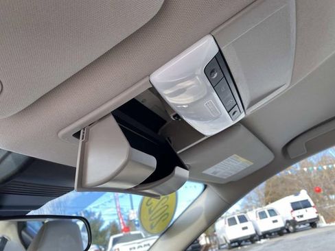 Used 2025 Nissan Altima 2.5 SV image 36