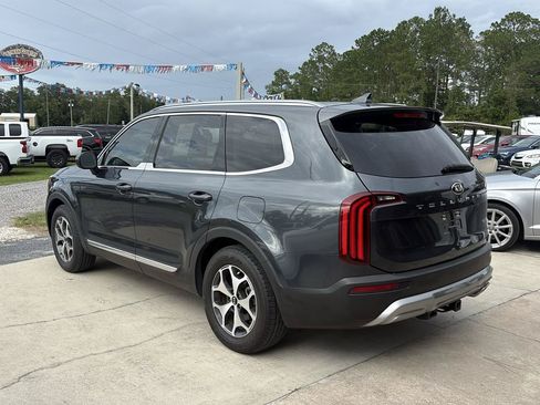 Used 2020 Kia Telluride EX w/ Towing Package FWD image 7