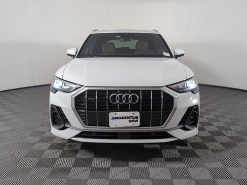 Used 2020 Audi Q3 2.0T Premium w/ Convenience Package image 5