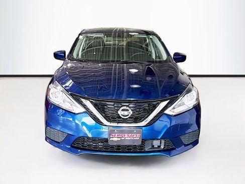 Used 2018 Nissan Sentra SV image 4