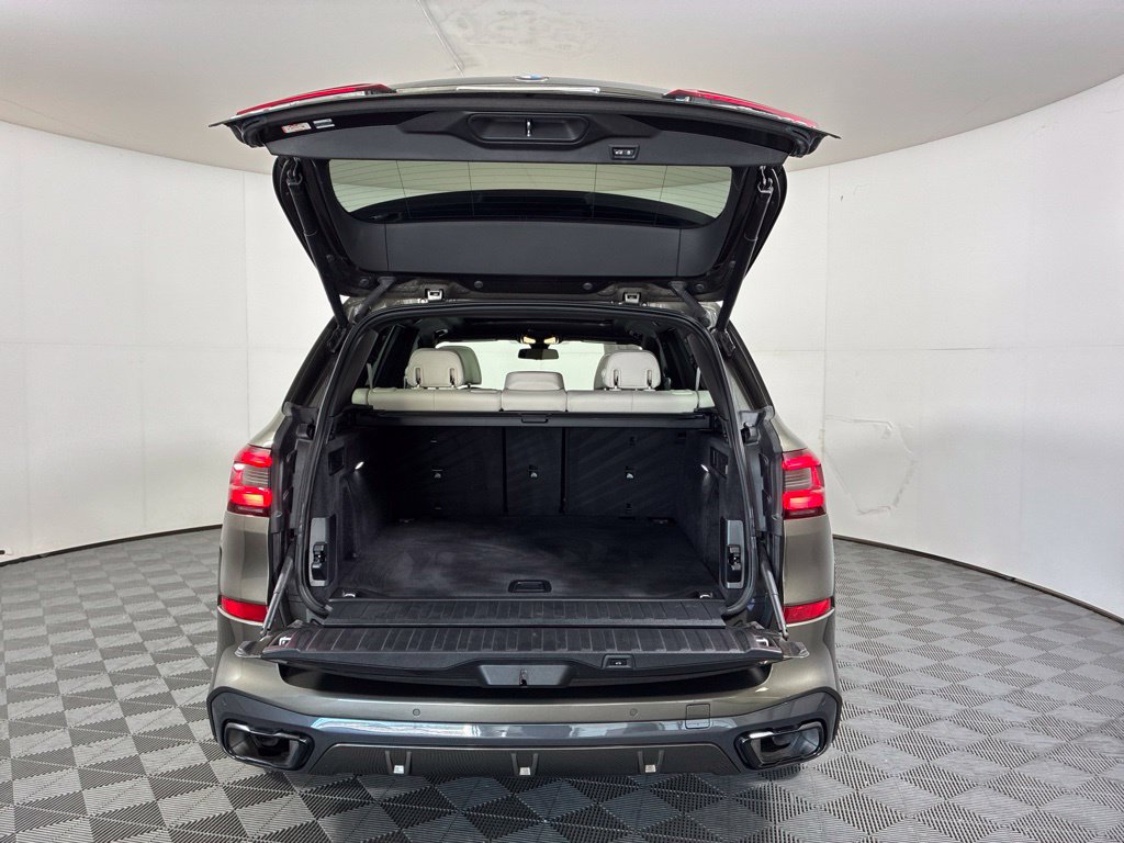 Certified 2023 BMW X5 xDrive40i w/ M Sport Package AWD/4WD image 32