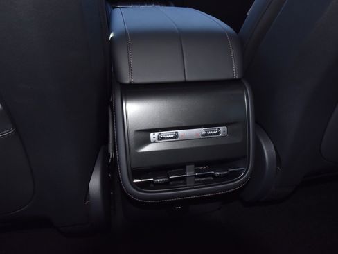 New 2026 Lincoln Nautilus Reserve w/ Jet Appearance Package image 18