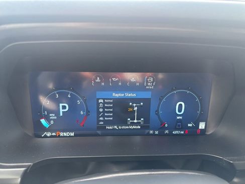 Used 2025 Ford F150 Raptor AWD/4WD image 32