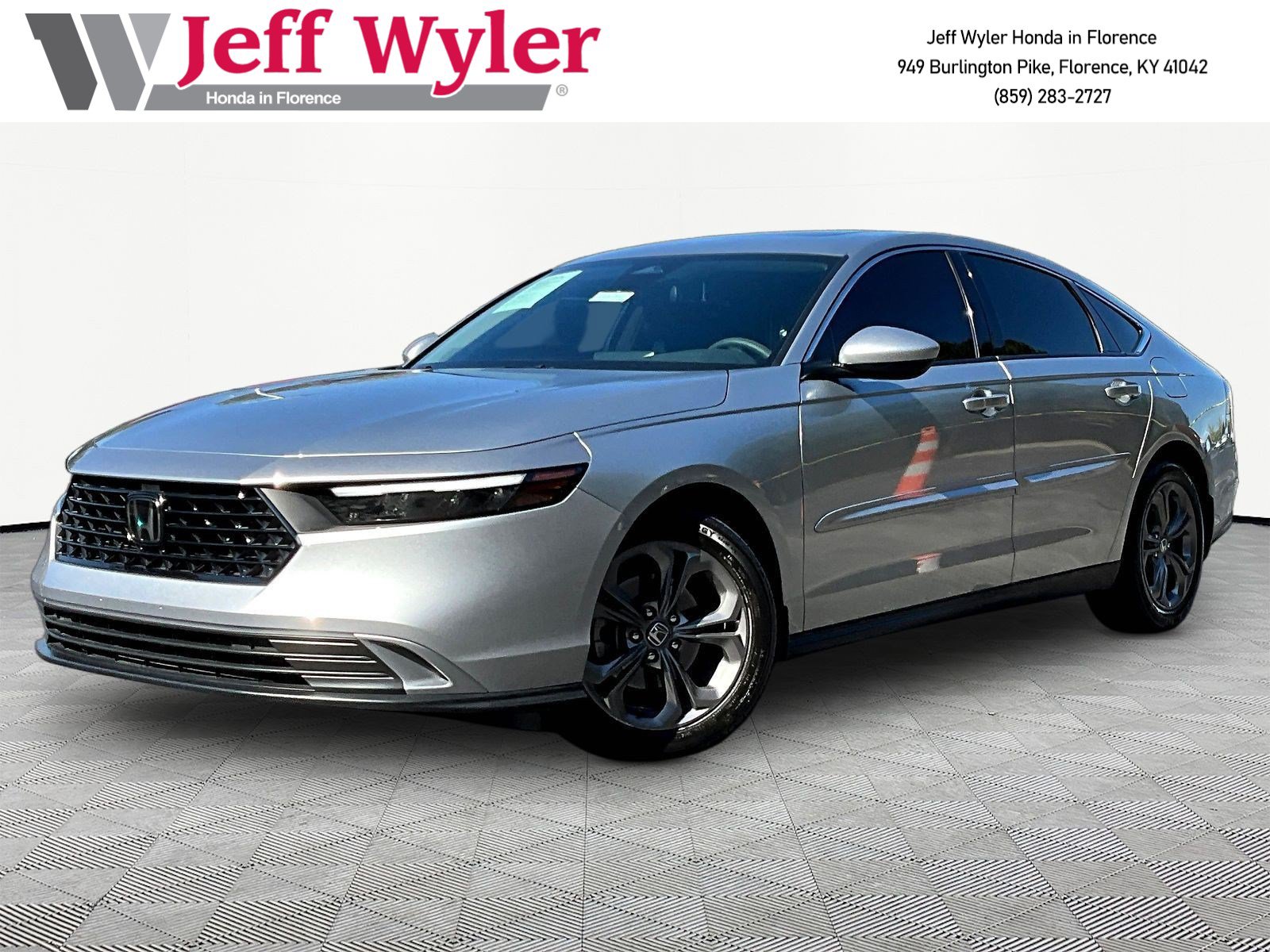 Used 2024 Honda Accord EX image 1