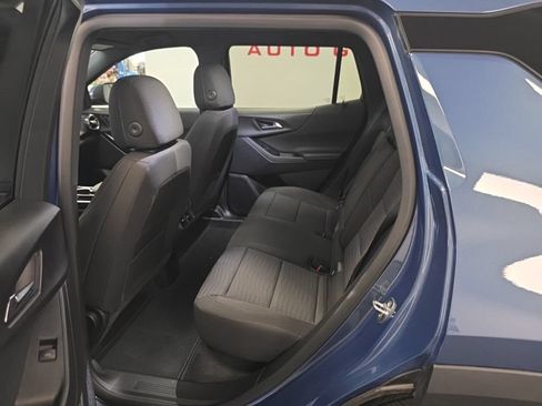 Used 2026 Chevrolet Equinox LT AWD/4WD image 25