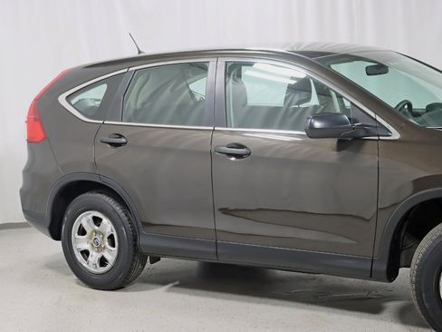 Used 2015 Honda CR-V LX image 3
