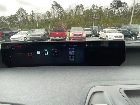 New 2026 Ford Expedition Active image 14