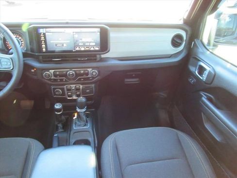 Certified 2024 Jeep Wrangler Sport S image 14