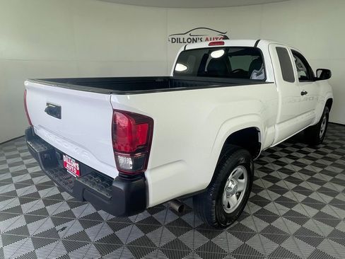 Used 2019 Toyota Tacoma SR5 image 7