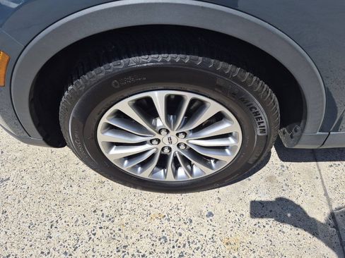 Used 2016 Lincoln MKX Select AWD/4WD image 5