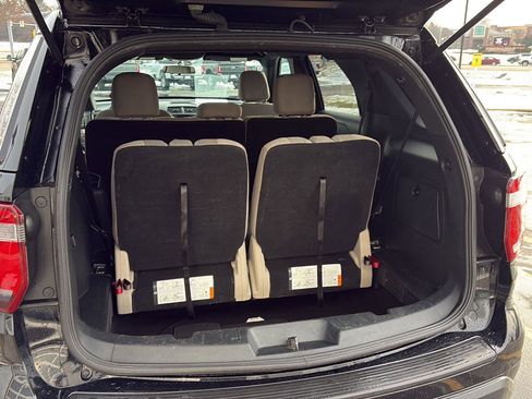 Used 2018 Ford Explorer Base image 19