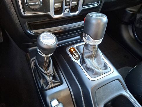 Used 2021 Jeep Wrangler Unlimited Sahara image 14