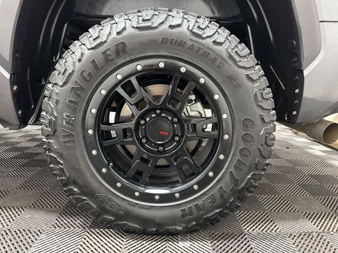 Used 2024 Toyota Tundra SR5 w/ SR5 Convenience Package image 33