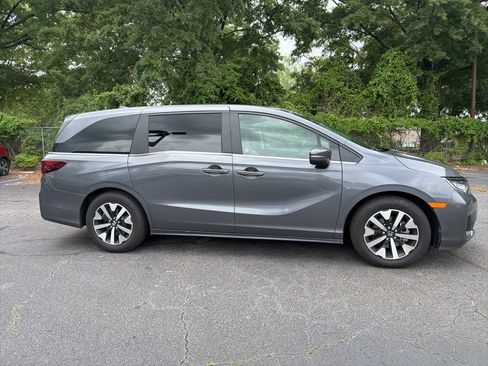 Used 2025 Honda Odyssey EX-L image 8