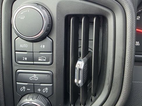 Used 2024 Chevrolet Silverado 1500 Custom w/ Turbomax Blackout Package image 20