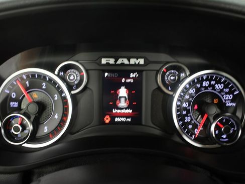 Used 2019 RAM 2500 Big Horn AWD/4WD image 11