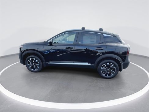New 2026 Nissan Kicks SV w/ SV Premium Package image 5