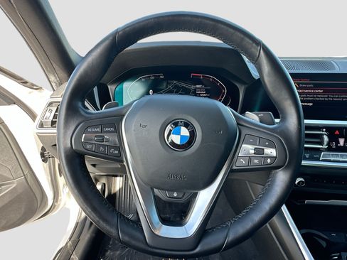 Used 2019 BMW 330i Sedan w/ Premium Package RWD image 11