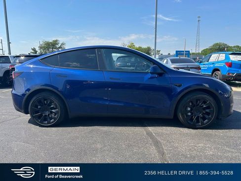 Used 2021 Tesla Model Y Long Range AWD/4WD image 10