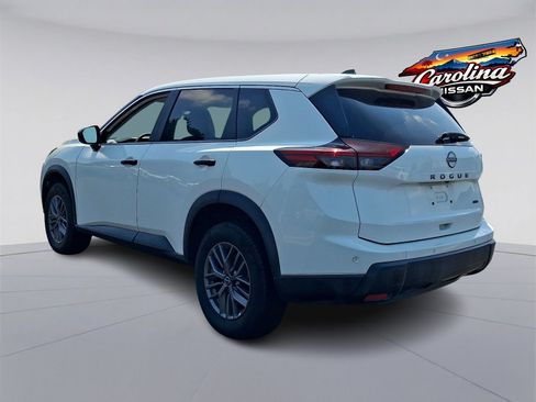 Used 2024 Nissan Rogue S AWD/4WD image 4