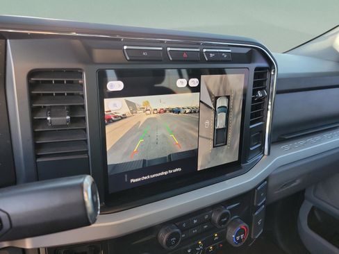 Used 2024 Ford F250 XLT w/ XLT Premium Package image 19