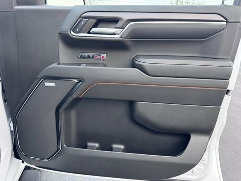 Used 2024 GMC Sierra 1500 AT4 w/ Technology Package image 25