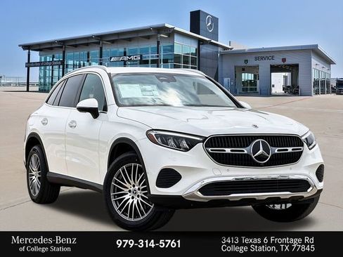 Certified 2025 Mercedes-Benz GLC 300 4MATIC image 1