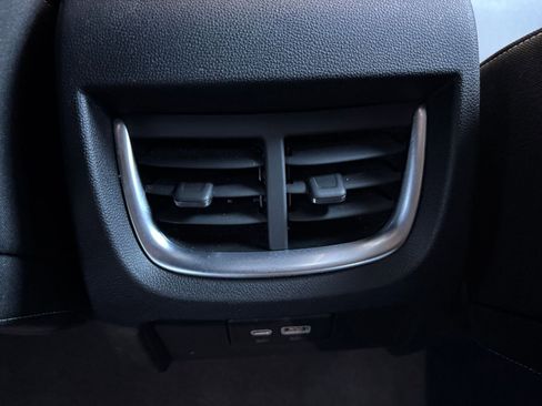 Used 2025 Chevrolet Blazer LT image 24