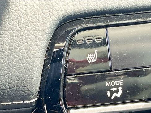 Used 2025 Honda Pilot Touring image 21