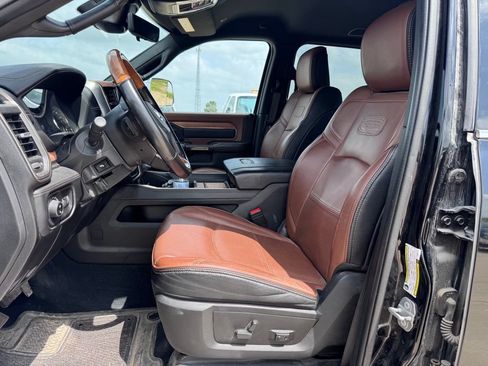 Used 2022 RAM 3500 Limited AWD/4WD image 13