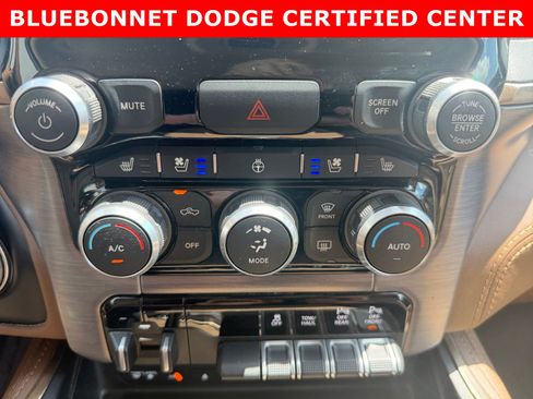 Used 2019 RAM 1500 Limited w/ Protection Group AWD/4WD image 17