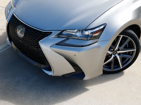 Used 2018 Lexus GS 350 F Sport RWD image 40