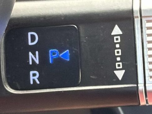 Used 2025 Hyundai Sonata SEL FWD image 27